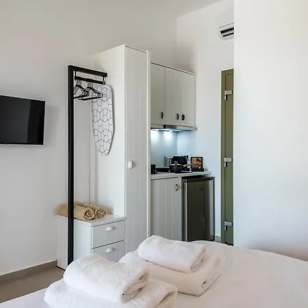 Lägenhetshotell Mykonian Shades 4*