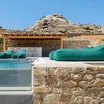 Mykonian Shades Apartmanhotel 4*