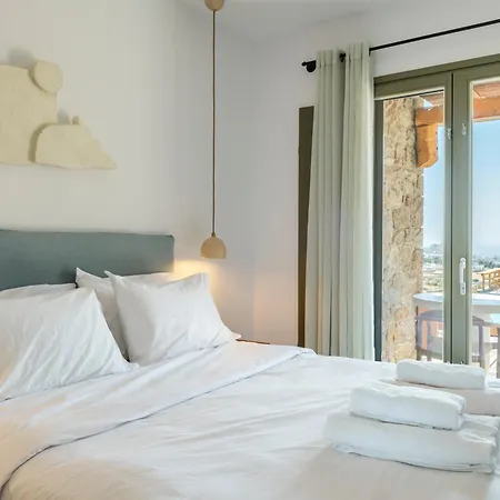Mykonian Shades 4*