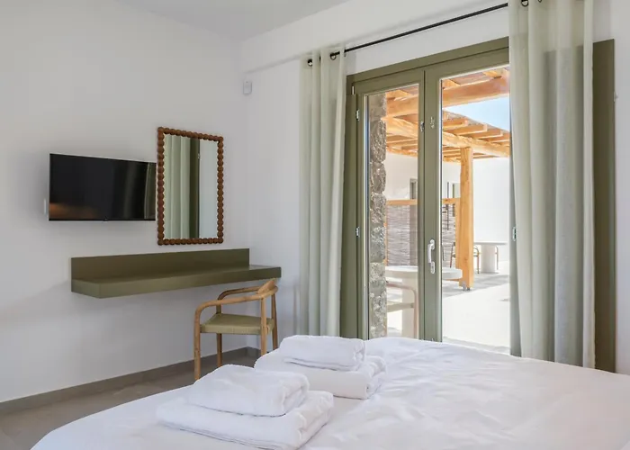 Mykonian Shades Aparthotel Ano Mera