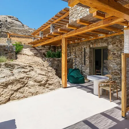 Mykonian Shades アパートホテル アノ・メラ