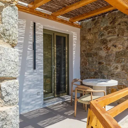 アパートホテル Mykonian Shades